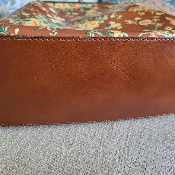 Patricia Nash Vintage Botanical Purse - Picture 5 of 5